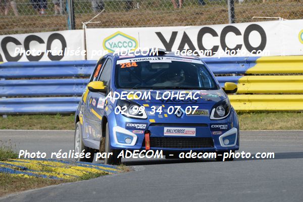 http://v2.adecom-photo.com/images//1.RALLYCROSS/2019/RALLYCROSS_KERLABO_2019/TWINGO_CUP/JAN_Clement/57A_3543.JPG