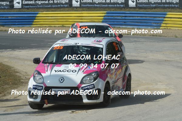 http://v2.adecom-photo.com/images//1.RALLYCROSS/2019/RALLYCROSS_KERLABO_2019/TWINGO_CUP/LAMBEC_Estelle/57A_6109.JPG