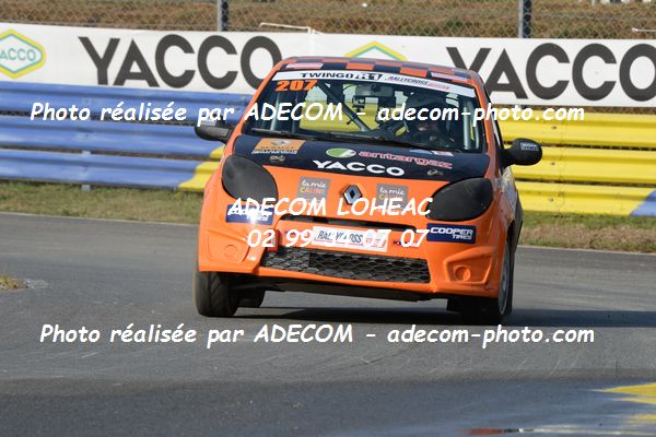 http://v2.adecom-photo.com/images//1.RALLYCROSS/2019/RALLYCROSS_KERLABO_2019/TWINGO_CUP/LORTIE_Christophe/57A_2932.JPG