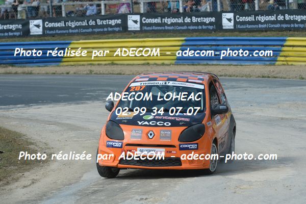 http://v2.adecom-photo.com/images//1.RALLYCROSS/2019/RALLYCROSS_KERLABO_2019/TWINGO_CUP/LORTIE_Christophe/57A_6161.JPG