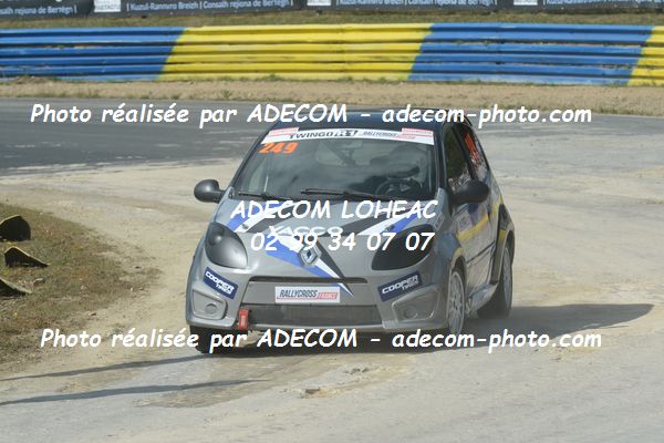 http://v2.adecom-photo.com/images//1.RALLYCROSS/2019/RALLYCROSS_KERLABO_2019/TWINGO_CUP/REDON_Julie/57A_6125.JPG