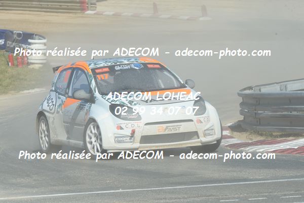 http://v2.adecom-photo.com/images//1.RALLYCROSS/2019/RALLYCROSS_LAVARE_2019/SUPER_1600/COMTE_Valentin/52A_0598.JPG