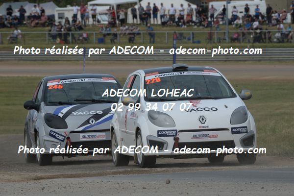 http://v2.adecom-photo.com/images//1.RALLYCROSS/2019/RALLYCROSS_LAVARE_2019/TWINGO/ABAD_Florian/52A_0878.JPG