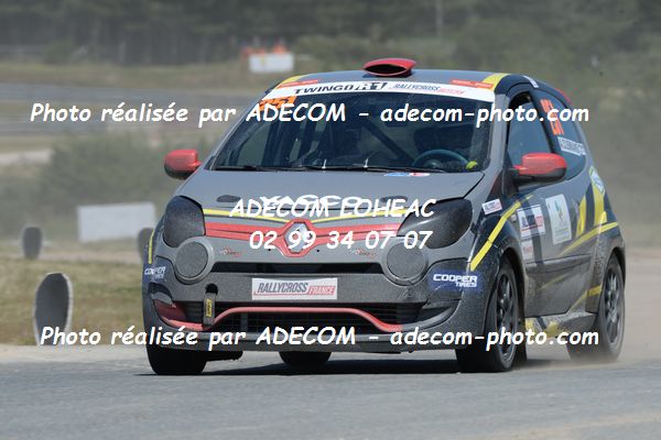 http://v2.adecom-photo.com/images//1.RALLYCROSS/2019/RALLYCROSS_LAVARE_2019/TWINGO/CUSIMANO_Alain/52A_9723.JPG