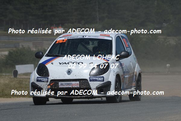 http://v2.adecom-photo.com/images//1.RALLYCROSS/2019/RALLYCROSS_LAVARE_2019/TWINGO/DEBRUILLE_Fabien/52A_9848.JPG