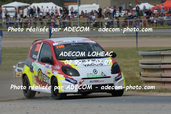 http://v2.adecom-photo.com/images//1.RALLYCROSS/2019/RALLYCROSS_LAVARE_2019/TWINGO/DERAY_Peter/52A_0976.JPG