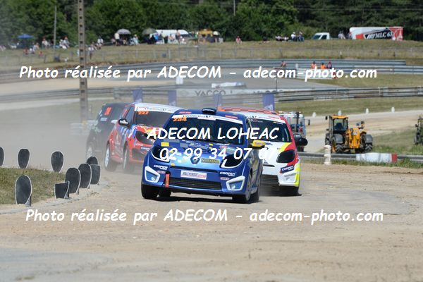 http://v2.adecom-photo.com/images//1.RALLYCROSS/2019/RALLYCROSS_LAVARE_2019/TWINGO/DERAY_Peter/52A_9900.JPG