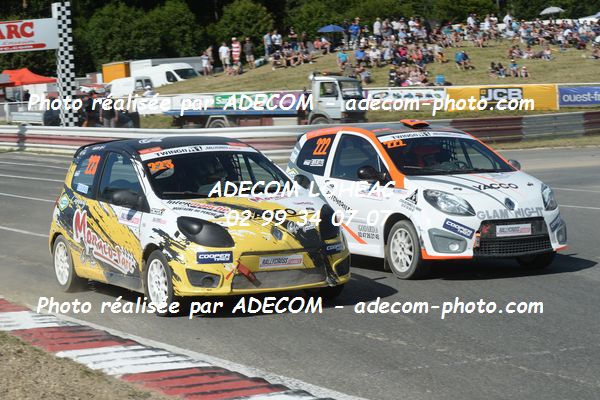 http://v2.adecom-photo.com/images//1.RALLYCROSS/2019/RALLYCROSS_LAVARE_2019/TWINGO/LEJAU_Etienne/52A_0434.JPG