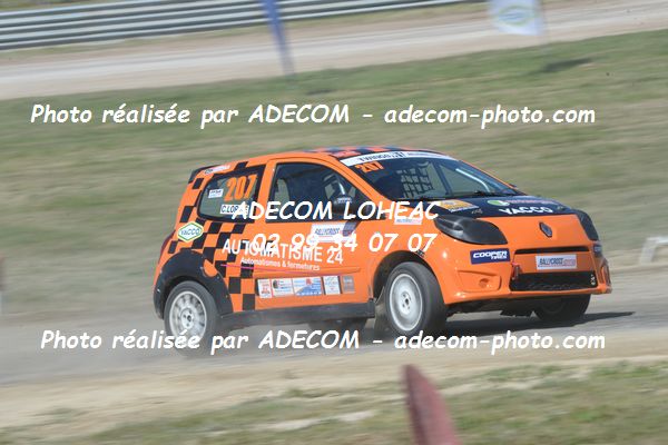 http://v2.adecom-photo.com/images//1.RALLYCROSS/2019/RALLYCROSS_LAVARE_2019/TWINGO/LORTIE_Christophe/52A_9206.JPG