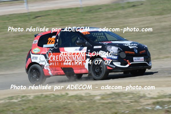 http://v2.adecom-photo.com/images//1.RALLYCROSS/2019/RALLYCROSS_LAVARE_2019/TWINGO/MASSELIN_Romain/52A_9245.JPG