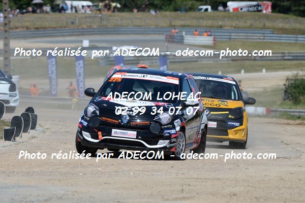 http://v2.adecom-photo.com/images//1.RALLYCROSS/2019/RALLYCROSS_LAVARE_2019/TWINGO/MASSELIN_Romain/52A_9864.JPG