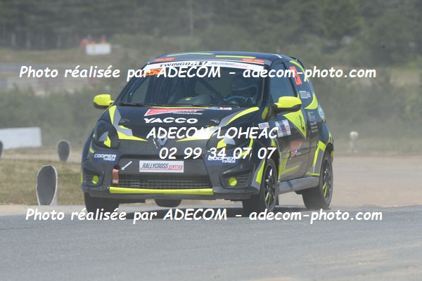 http://v2.adecom-photo.com/images//1.RALLYCROSS/2019/RALLYCROSS_LAVARE_2019/TWINGO/MORIN_Maxime/52A_9844.JPG