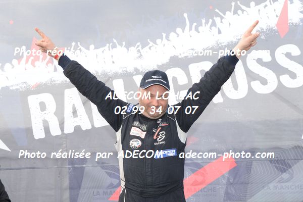 http://v2.adecom-photo.com/images//1.RALLYCROSS/2019/RALLYCROSS_LESSAY_2019/SUPER_CAR/BOULIOU_Laurent/33A_4036.JPG