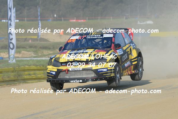 http://v2.adecom-photo.com/images//1.RALLYCROSS/2019/RALLYCROSS_LESSAY_2019/SUPER_CAR/COOX_Jochen/33A_9558.JPG