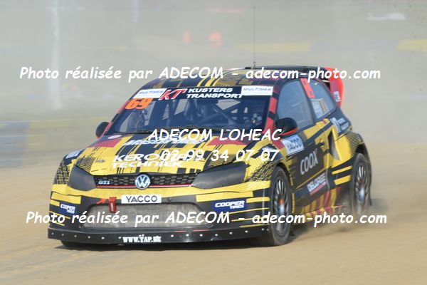 http://v2.adecom-photo.com/images//1.RALLYCROSS/2019/RALLYCROSS_LESSAY_2019/SUPER_CAR/COOX_Jochen/33A_9584.JPG