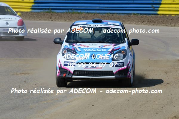 http://v2.adecom-photo.com/images//1.RALLYCROSS/2019/RALLYCROSS_LESSAY_2019/TWINGO/CHRETIEN_Constance/33A_1508.JPG