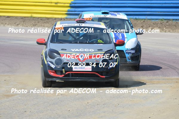 http://v2.adecom-photo.com/images//1.RALLYCROSS/2019/RALLYCROSS_LESSAY_2019/TWINGO/CUSIMANO_Alain/33A_1467.JPG