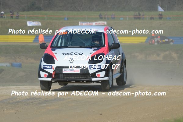 http://v2.adecom-photo.com/images//1.RALLYCROSS/2019/RALLYCROSS_LESSAY_2019/TWINGO/DANVEAU_Chloe/33A_0132.JPG