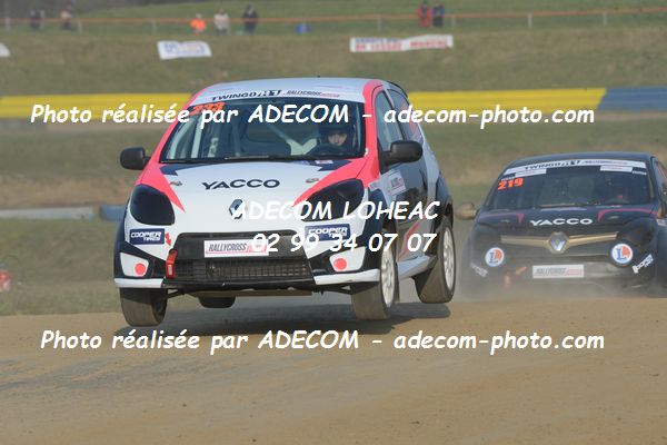 http://v2.adecom-photo.com/images//1.RALLYCROSS/2019/RALLYCROSS_LESSAY_2019/TWINGO/DANVEAU_Chloe/33A_9249.JPG