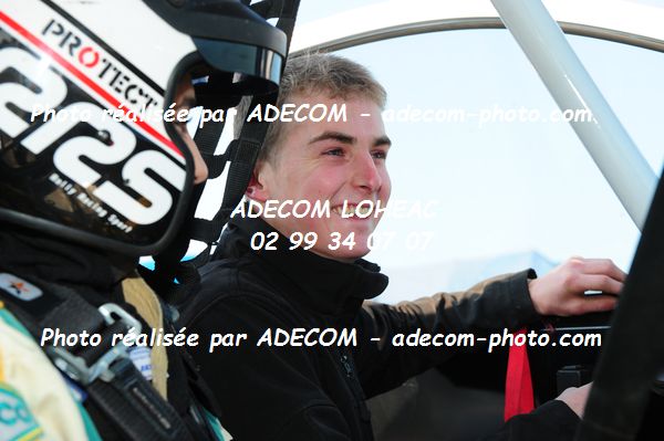http://v2.adecom-photo.com/images//1.RALLYCROSS/2019/RALLYCROSS_LESSAY_2019/TWINGO/DANVEAU_Chloe/34E_9081.JPG