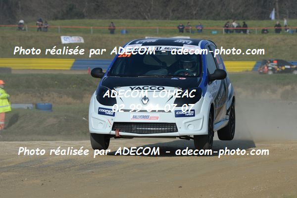 http://v2.adecom-photo.com/images//1.RALLYCROSS/2019/RALLYCROSS_LESSAY_2019/TWINGO/DELAUNAY_Olympe/33A_0126.JPG