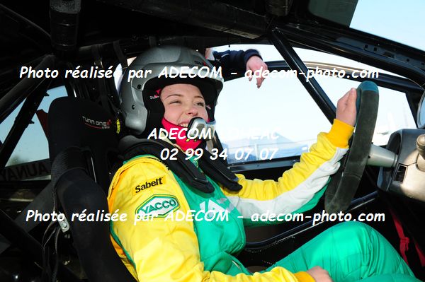 http://v2.adecom-photo.com/images//1.RALLYCROSS/2019/RALLYCROSS_LESSAY_2019/TWINGO/DELAUNAY_Olympe/34E_9044.JPG