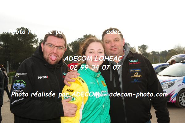 http://v2.adecom-photo.com/images//1.RALLYCROSS/2019/RALLYCROSS_LESSAY_2019/TWINGO/DELAUNAY_Olympe/34E_9320.JPG