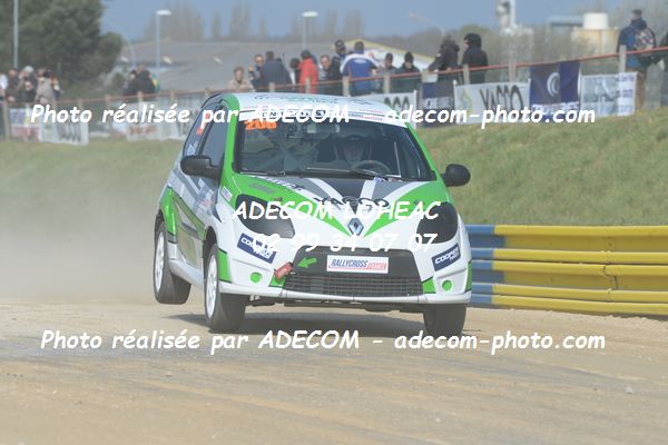 http://v2.adecom-photo.com/images//1.RALLYCROSS/2019/RALLYCROSS_LESSAY_2019/TWINGO/DERRIEN_Luc/33A_0956.JPG