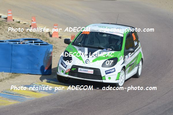 http://v2.adecom-photo.com/images//1.RALLYCROSS/2019/RALLYCROSS_LESSAY_2019/TWINGO/DERRIEN_Luc/33A_2095.JPG