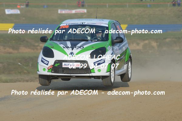 http://v2.adecom-photo.com/images//1.RALLYCROSS/2019/RALLYCROSS_LESSAY_2019/TWINGO/DERRIEN_Luc/33A_9288.JPG
