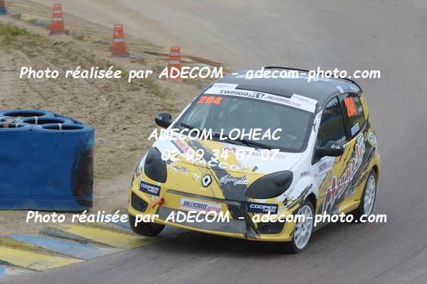 http://v2.adecom-photo.com/images//1.RALLYCROSS/2019/RALLYCROSS_LESSAY_2019/TWINGO/DUFAS_Dylan/33A_3734.JPG