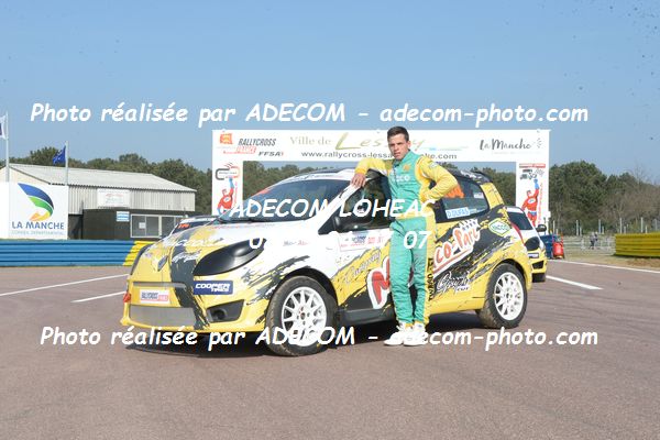 http://v2.adecom-photo.com/images//1.RALLYCROSS/2019/RALLYCROSS_LESSAY_2019/TWINGO/DUFAS_Dylan/33A_8815.JPG