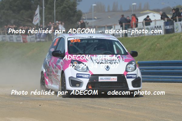 http://v2.adecom-photo.com/images//1.RALLYCROSS/2019/RALLYCROSS_LESSAY_2019/TWINGO/LAMBEC_Estelle/33A_0867.JPG