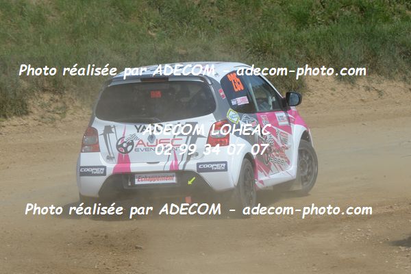 http://v2.adecom-photo.com/images//1.RALLYCROSS/2019/RALLYCROSS_LESSAY_2019/TWINGO/LAMBEC_Estelle/33A_1576.JPG