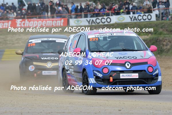 http://v2.adecom-photo.com/images//1.RALLYCROSS/2019/RALLYCROSS_LESSAY_2019/TWINGO/LEFRANCOIS_Melanie/33A_3354.JPG