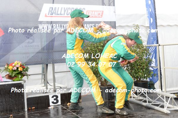 http://v2.adecom-photo.com/images//1.RALLYCROSS/2019/RALLYCROSS_LESSAY_2019/TWINGO/LEFRANCOIS_Melanie/33A_4005.JPG