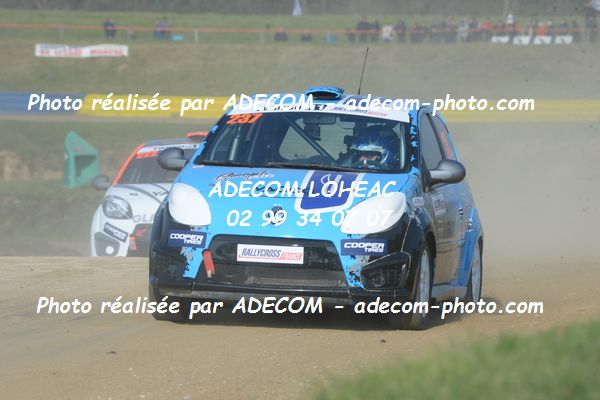 http://v2.adecom-photo.com/images//1.RALLYCROSS/2019/RALLYCROSS_LESSAY_2019/TWINGO/LEGAILLARD_Quentin/33A_0057.JPG