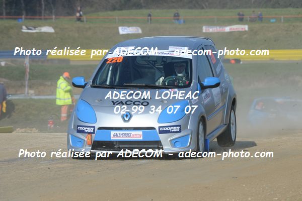 http://v2.adecom-photo.com/images//1.RALLYCROSS/2019/RALLYCROSS_LESSAY_2019/TWINGO/LE_BARS_Kevin/33A_0037.JPG