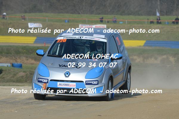 http://v2.adecom-photo.com/images//1.RALLYCROSS/2019/RALLYCROSS_LESSAY_2019/TWINGO/LE_BARS_Kevin/33A_0052.JPG