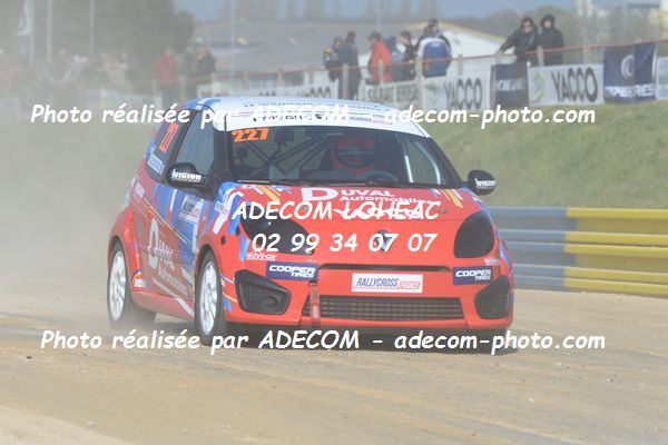 http://v2.adecom-photo.com/images//1.RALLYCROSS/2019/RALLYCROSS_LESSAY_2019/TWINGO/LE_BOUDOUIL_Arthur/33A_0911.JPG