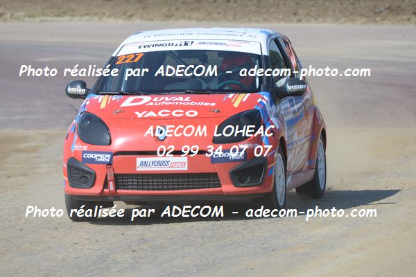 http://v2.adecom-photo.com/images//1.RALLYCROSS/2019/RALLYCROSS_LESSAY_2019/TWINGO/LE_BOUDOUIL_Arthur/33A_1503.JPG