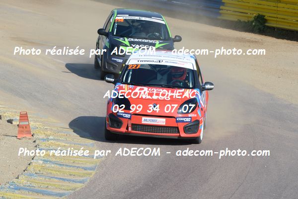 http://v2.adecom-photo.com/images//1.RALLYCROSS/2019/RALLYCROSS_LESSAY_2019/TWINGO/LE_BOUDOUIL_Arthur/33A_2033.JPG