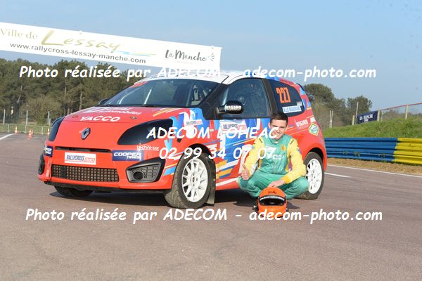 http://v2.adecom-photo.com/images//1.RALLYCROSS/2019/RALLYCROSS_LESSAY_2019/TWINGO/LE_BOUDOUIL_Arthur/33A_8859.JPG