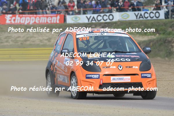 http://v2.adecom-photo.com/images//1.RALLYCROSS/2019/RALLYCROSS_LESSAY_2019/TWINGO/LORTIE_Christophe/33A_3398.JPG