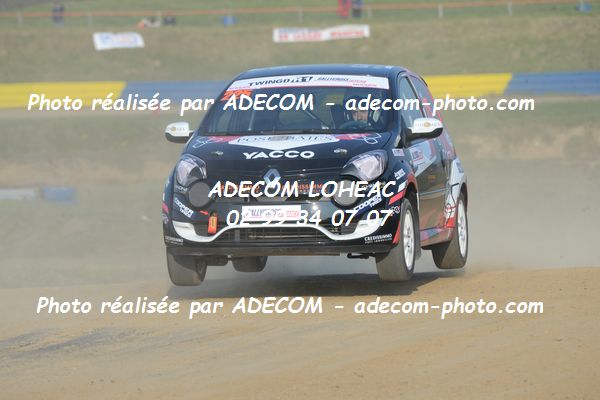 http://v2.adecom-photo.com/images//1.RALLYCROSS/2019/RALLYCROSS_LESSAY_2019/TWINGO/MASSELIN_Romain/33A_9331.JPG