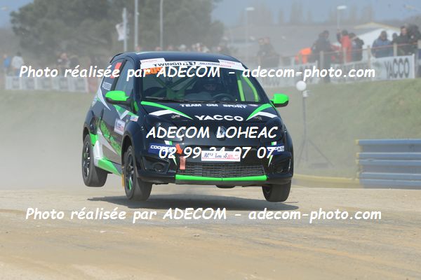 http://v2.adecom-photo.com/images//1.RALLYCROSS/2019/RALLYCROSS_LESSAY_2019/TWINGO/MOEAU_Matthieu/33A_0817.JPG