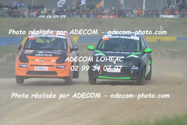 http://v2.adecom-photo.com/images//1.RALLYCROSS/2019/RALLYCROSS_LESSAY_2019/TWINGO/MOEAU_Matthieu/33A_2786.JPG