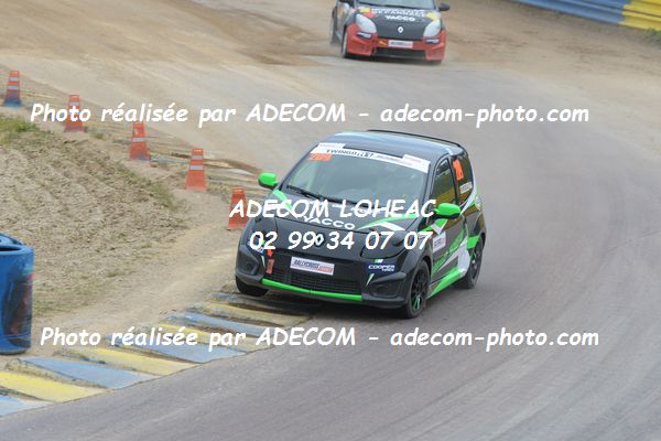 http://v2.adecom-photo.com/images//1.RALLYCROSS/2019/RALLYCROSS_LESSAY_2019/TWINGO/MOEAU_Matthieu/33A_3688.JPG