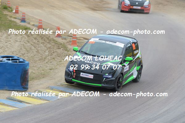 http://v2.adecom-photo.com/images//1.RALLYCROSS/2019/RALLYCROSS_LESSAY_2019/TWINGO/MOEAU_Matthieu/33A_3689.JPG