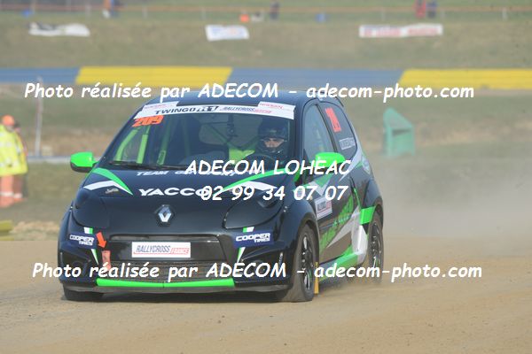 http://v2.adecom-photo.com/images//1.RALLYCROSS/2019/RALLYCROSS_LESSAY_2019/TWINGO/MOEAU_Matthieu/33A_9277.JPG